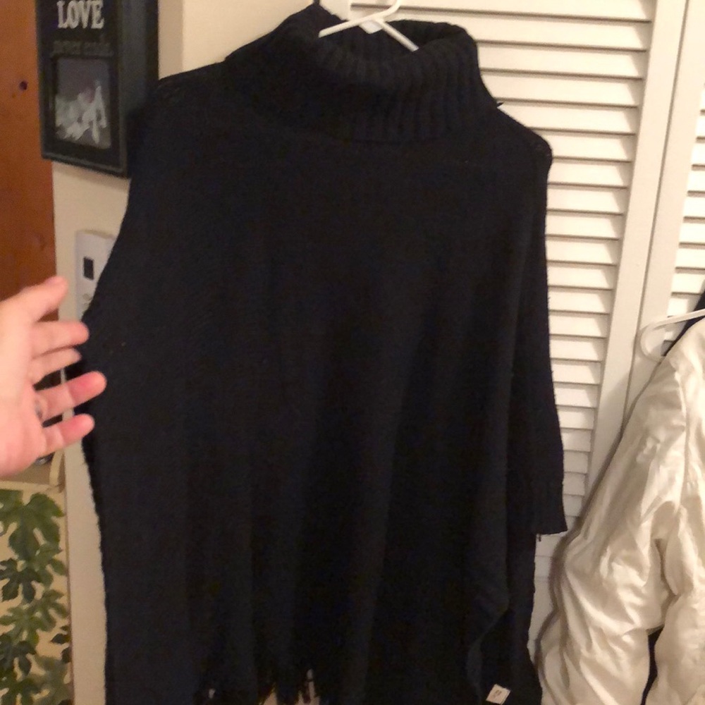 Last offer鹿 Stunning Wool Turtleneck Cape.Heavy!! - Picture 3 of 5